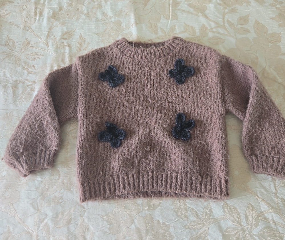 Zara Dusty Mauve Crewneck Sweater with Dark Floral Appliqués